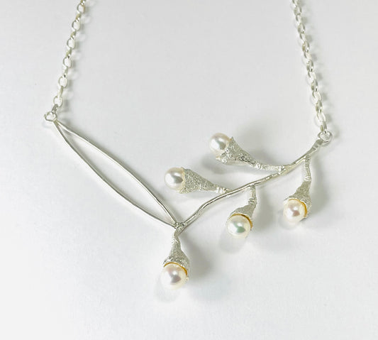 Sterling silver and pearl blossoms necklace