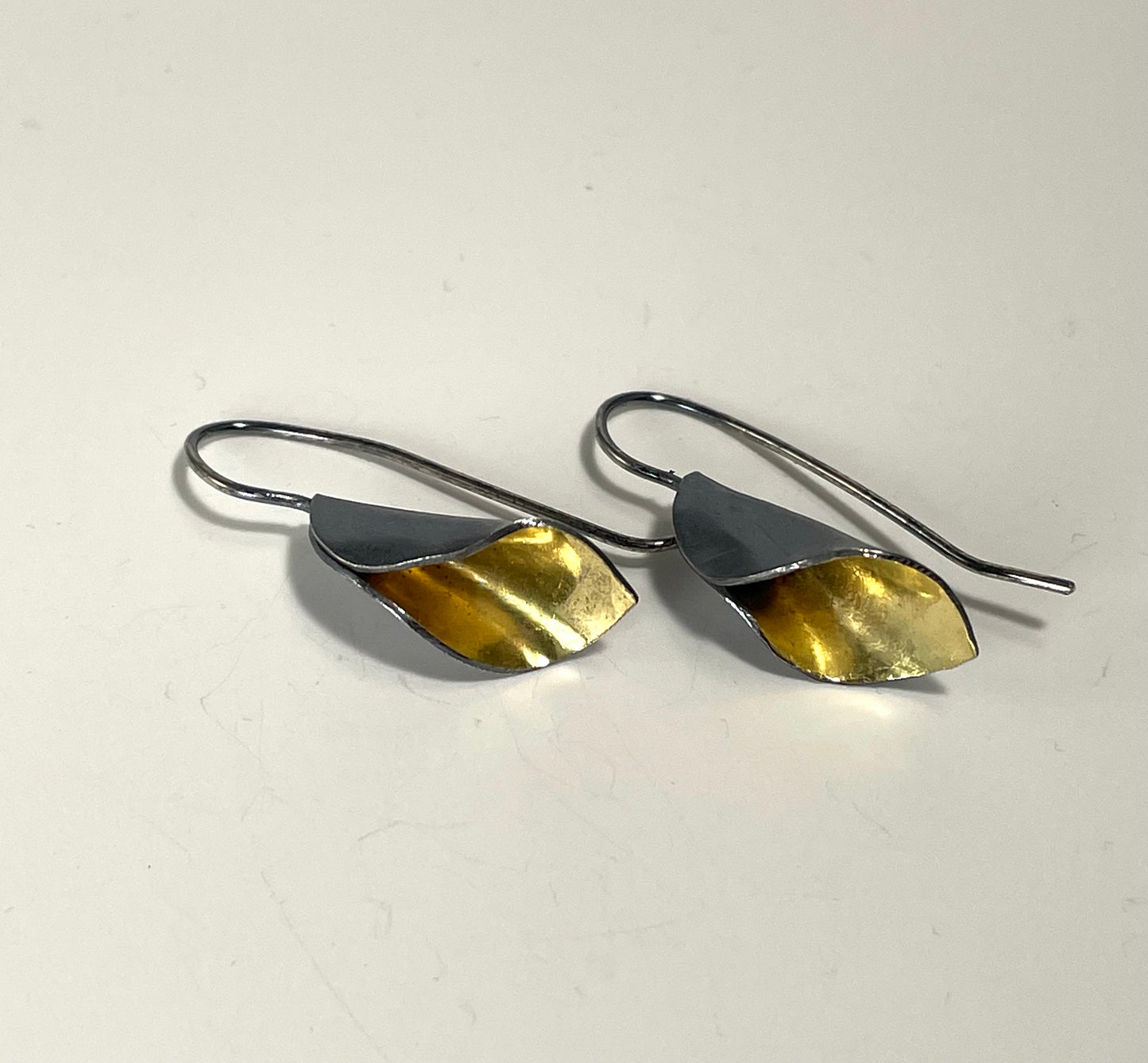 Oxidized sterling silver and 18K bi-metal 'calla lily' earrings