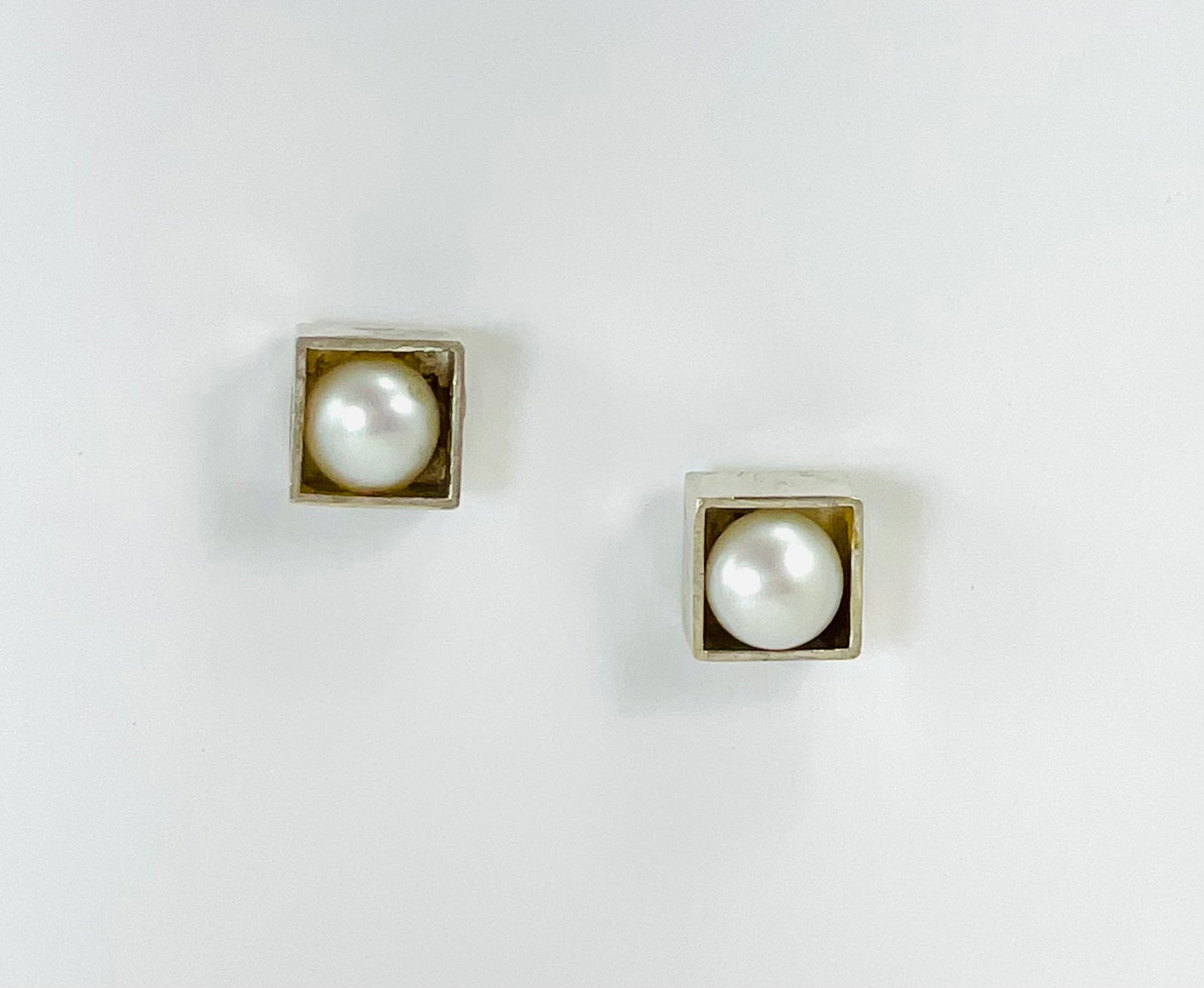 Sterling silver 'pearl in a box' earrings