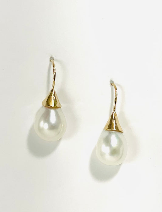 Baroque pearls set in 14K gold
