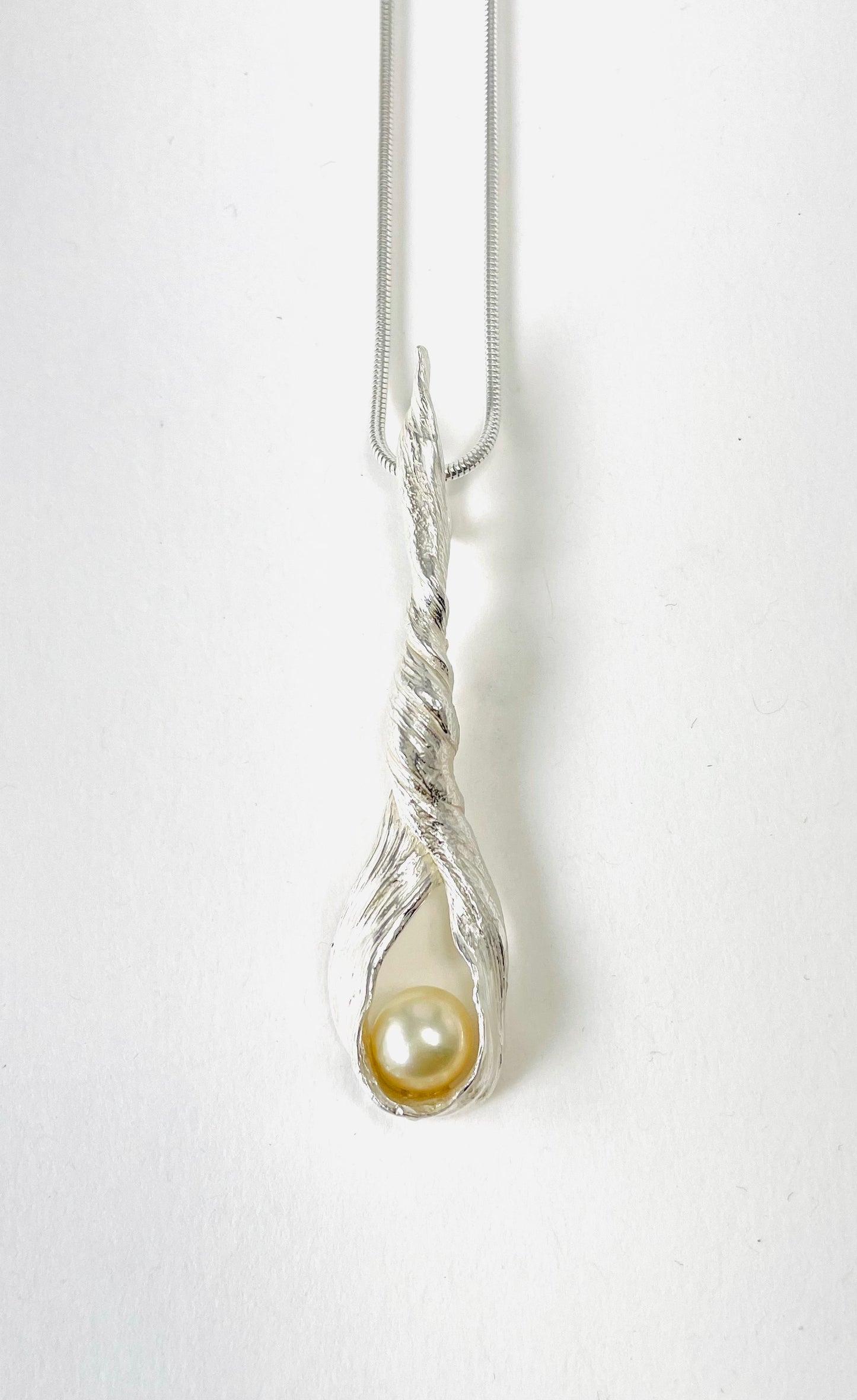 Sterling silver Mitsuro HIkime pendant with pearl